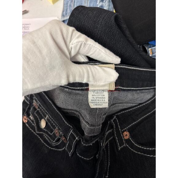 Vintage True Religion Jeans 28 Womens Y2K Low Rise Flap Pocket Dark Embroidered - Picture 8 of 8